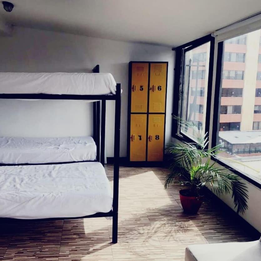 Hostal - Hotel - Apartaestudios Amoblados Chapinero Las Mandarinas - Coworking Bogotá Zewnętrze zdjęcie