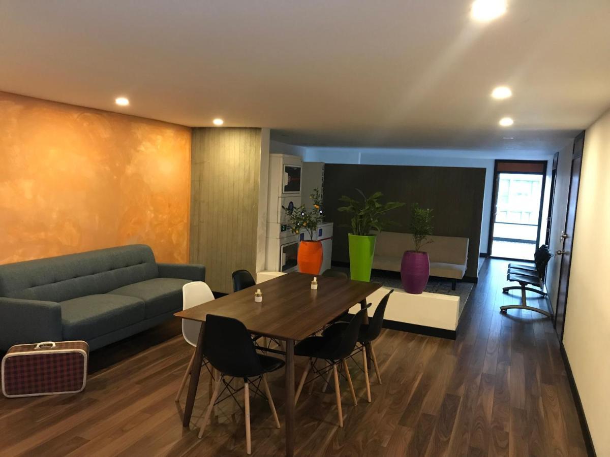 Hostal - Hotel - Apartaestudios Amoblados Chapinero Las Mandarinas - Coworking Bogotá Zewnętrze zdjęcie